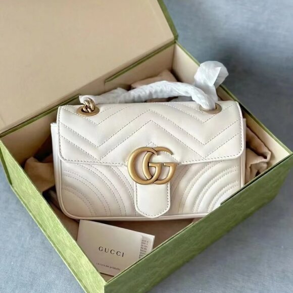 Gucci Classic Chain Bag - Timeless Elegance - Picture 3 of 4